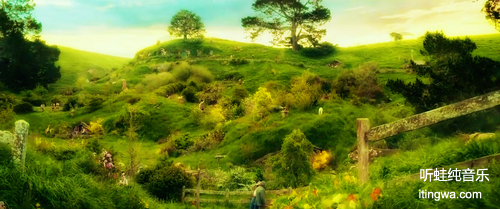 A Very Respectable Hobbit (Exclusive Bonus Track)