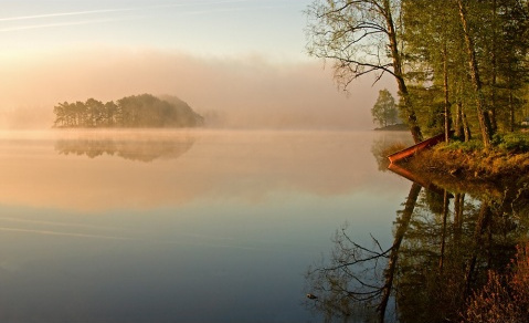 Mirror Lake（镜湖光影）