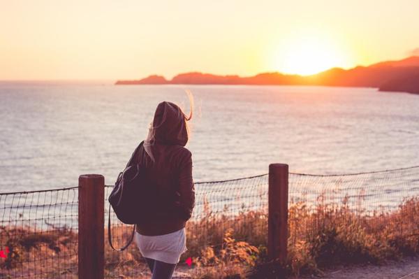 The Girl By The Shore 