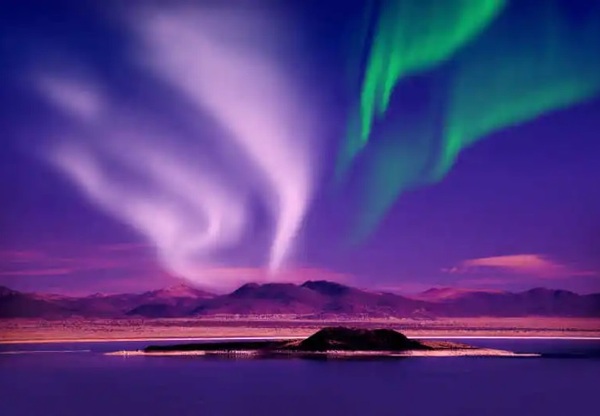 Northern Lights（北极光）