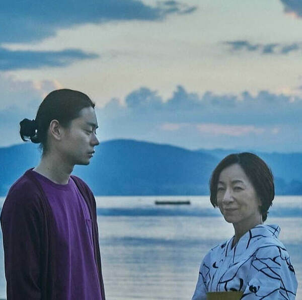 我和妈妈的最后一年 预告片 2023  